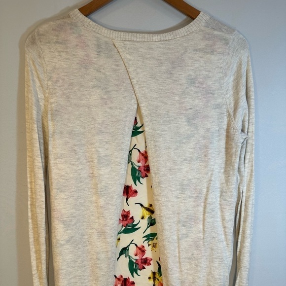 Merona Womens  Sweater Size SP Knit Long Sleeve Flower Fabric Layered Back Tan - Picture 14 of 15